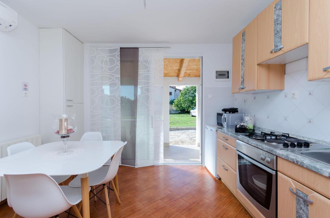 Apartment Zdenko Rovinj Exterior photo